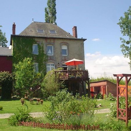 La Chaussee D'Olivet En Mayenne Dış mekan fotoğraf